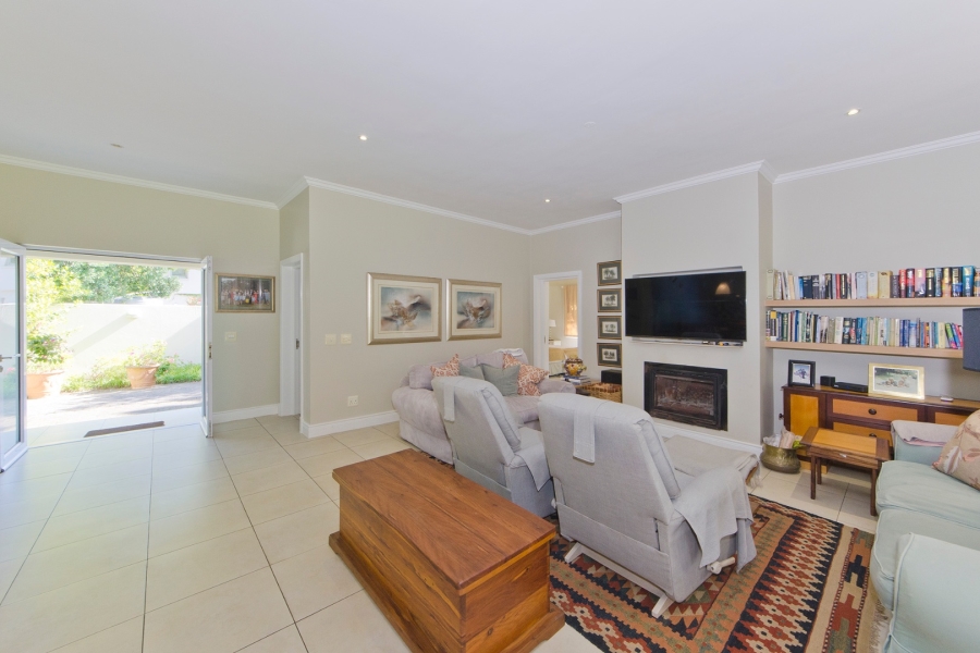 4 Bedroom Property for Sale in Leisure Isle Western Cape